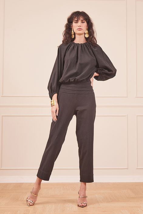 BATA-ALGODAO-PRETA-COM-CALCA-COS-LARGO-FRENCH-1 -1-